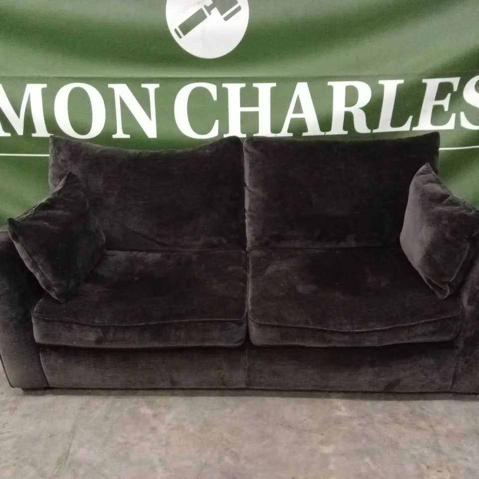 STRATA 4 SEATER FABRIC SOFA RRP £1399