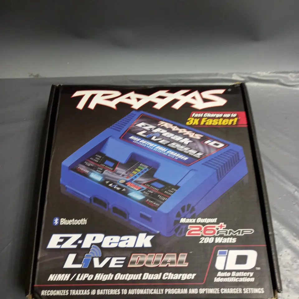 BOXED TRAXXAS EZ-PEAK LIVE DUAL HIGH OUTPUT DUAL CHARGER