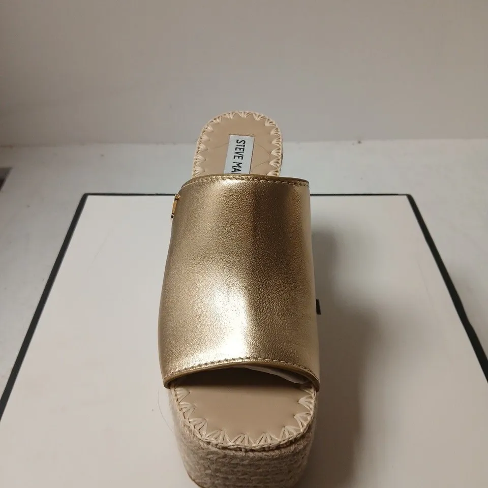 STEVE MADDEN GOLD LEATHER PLATFORM WEDGE SANDALS – UK 4
