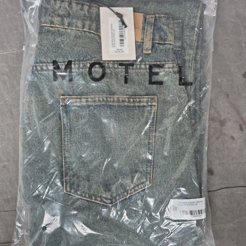 MOTEL WOMEN'S LOW RISE JEANS – W30 L34, BLUE ACID WASH