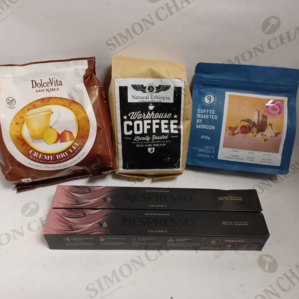 BOX OF APPROX 8 ITEMS TO INCLUDE DOLCE VITA CREME BRULLE PODS, NESPRESSO COLUMBIAN COFFEE PODS, WORKHOUSE COFFEE BEANS