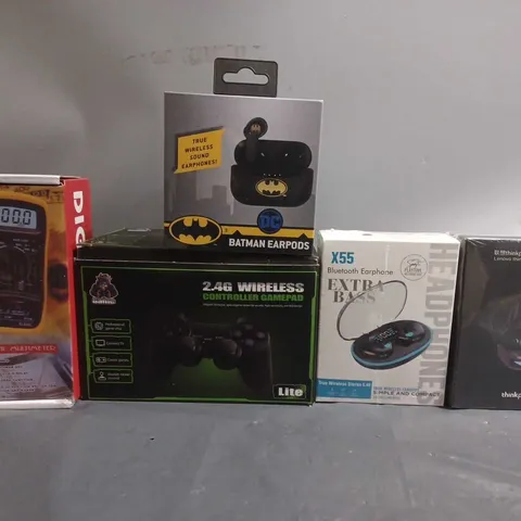 APPROXIMATELY 9 ASSORTED ITEMS TO INCLUDE -  X55 EXTRA BASS HEADPHONES, DC BATMAN EARPHONES , LENOVO THINKPLUS ETC