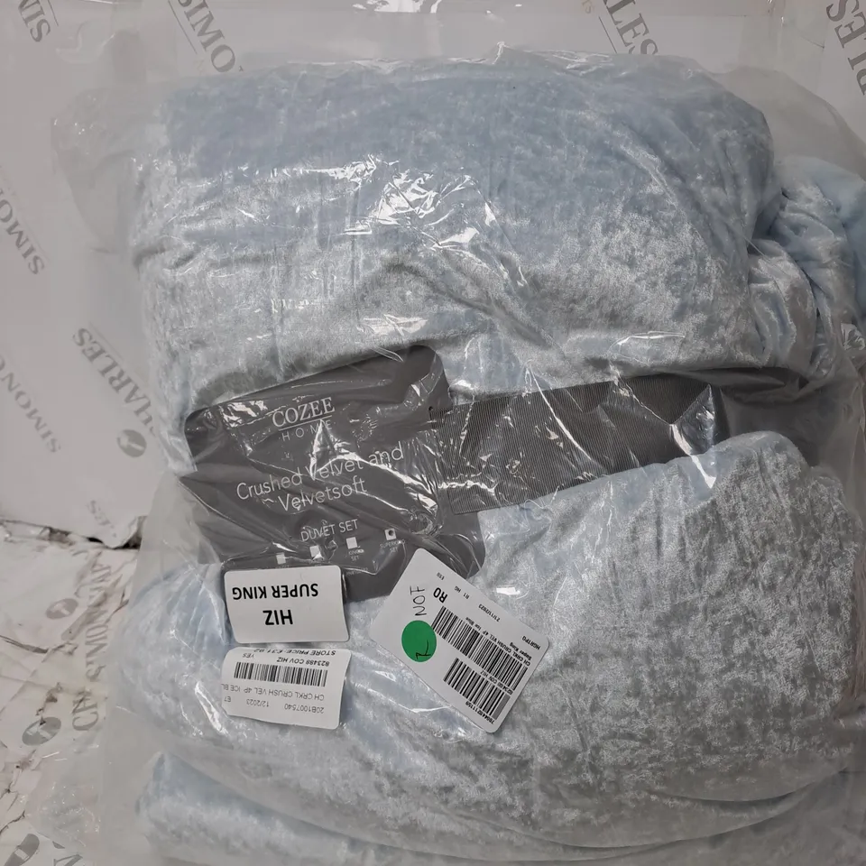 COZEE HOME CRINKLE CRUSHED VELVET & VELVETSOFT 4 PC DUVET SET