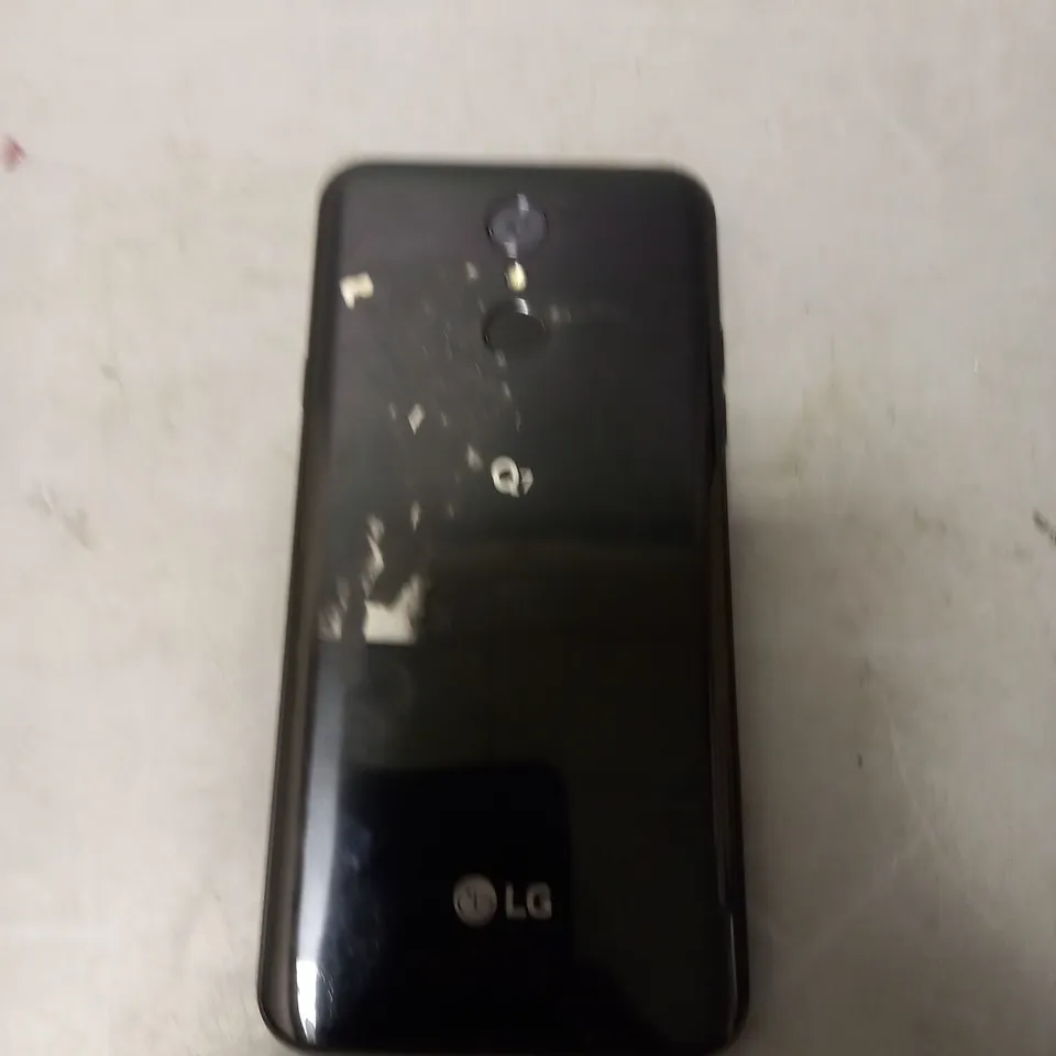 LG Q7 MOBILE PHONE