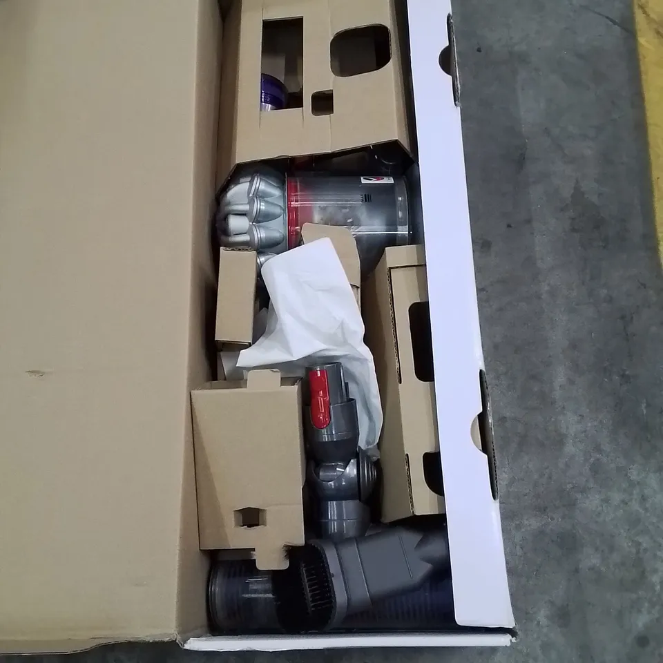 BOXED DYSON V8™ ADVANCED CORDLESS VACUUM CLEANER RRP £329