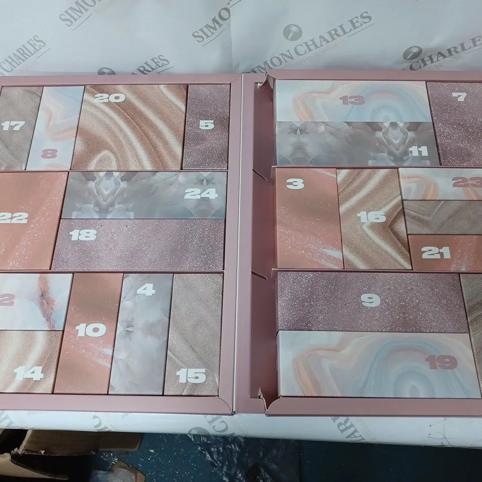 PRETTYLITTLETHING BEAUTY ADVENT CALANDER 