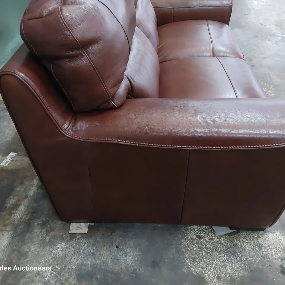 QUALITY ITALIAN DESIGNER PRATO TWO SEATER SOFA CHESTNUT LEATHER