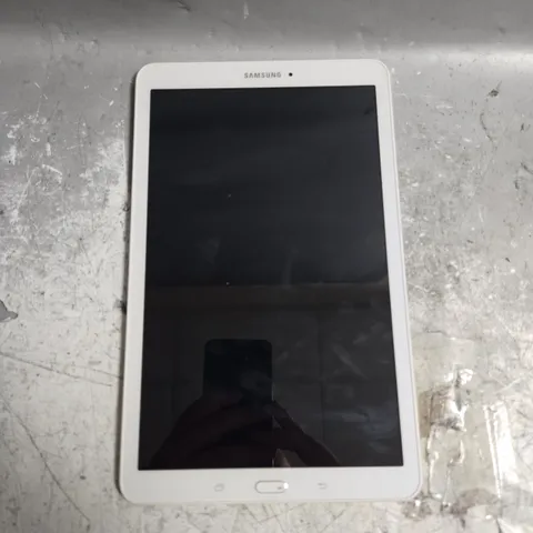 SAMSUNG SM-T560 ANDROID TABLET 