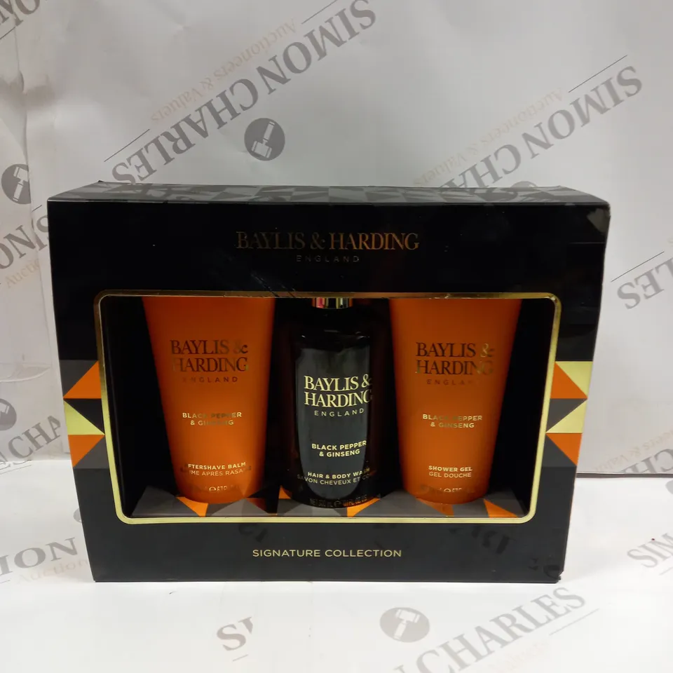 BOXED BAYLIS & HARDING SIGNATURE COLLECTION BODY WASH SET 