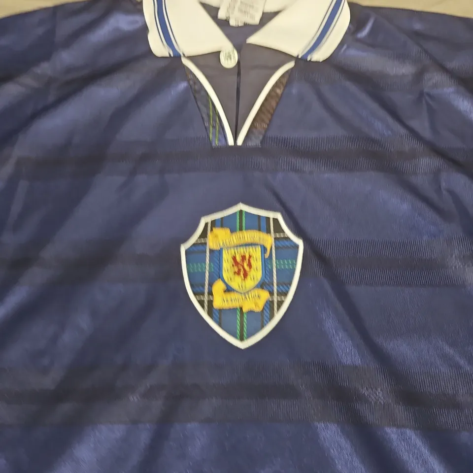 RETRO SCOTLAND HOME JERSEY - SIZE M