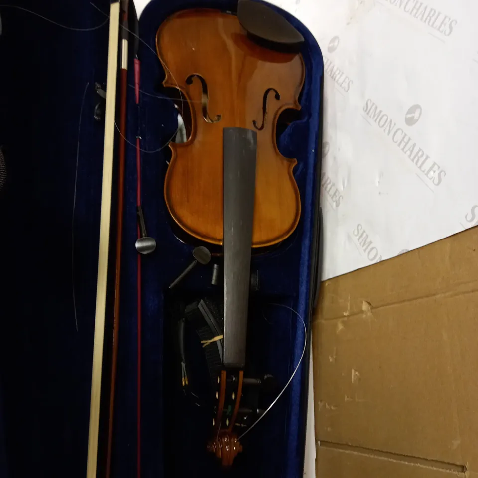 STENTOR VIOLIN