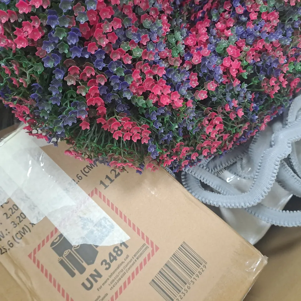 BOX OF APPROXIMATELY 8 ASSORTED HOUSEHOLD AND FASHION ITEMS IN VARIOUS STYLES, SIZES, AND COLOURS, ETC - COLLECTION ONLY