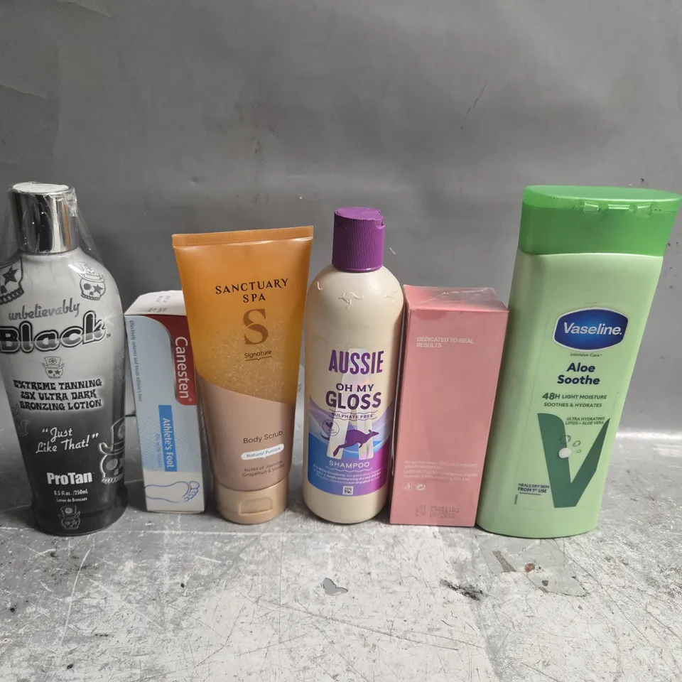 APPROXIMATELY 15 ASSORTED HEALTH & BEAUTY PRODUCTS TO INCLUDE ROLL ON VASELINE, CANESTEN AND SHAMPOO