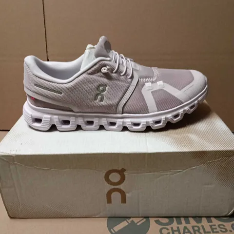 ON RUNNING CLOUD 6 LILY FROST – MEN'S SHOES, UK 7.5 (US 8)