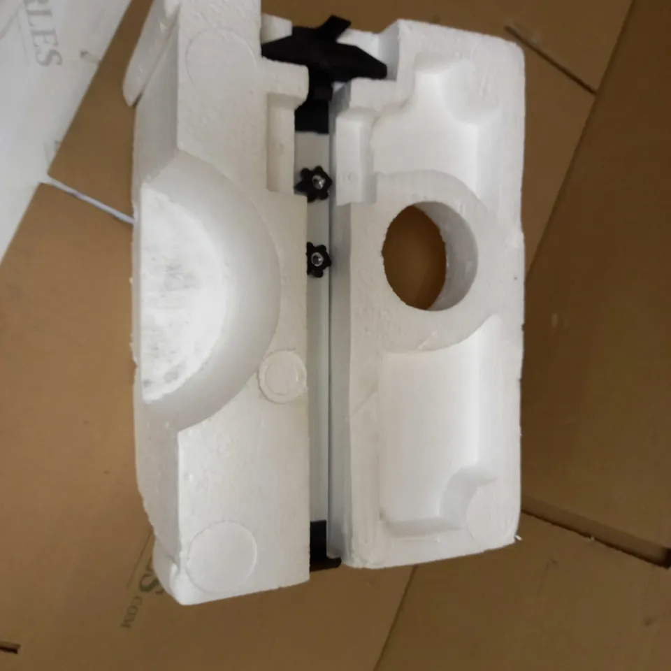 DRAPER TWO WHEEL BANDSAW