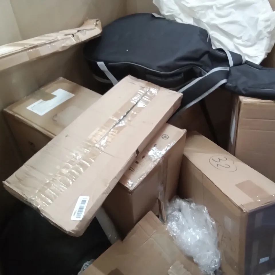 PALLET OF ASSORTED ITEMS INCLUDING WOODEN FRAME CORK BOARDS, ROOF RACKS, KITCHEN FAUCET, TAIYUHOMES DAY AND NIGHT ROLLER BLINDS, OUTDOOR FIRE PIT FOR GARDEN 