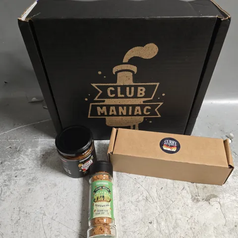 BOXED CLUB MANIAC CONDIMENT SELECTION 