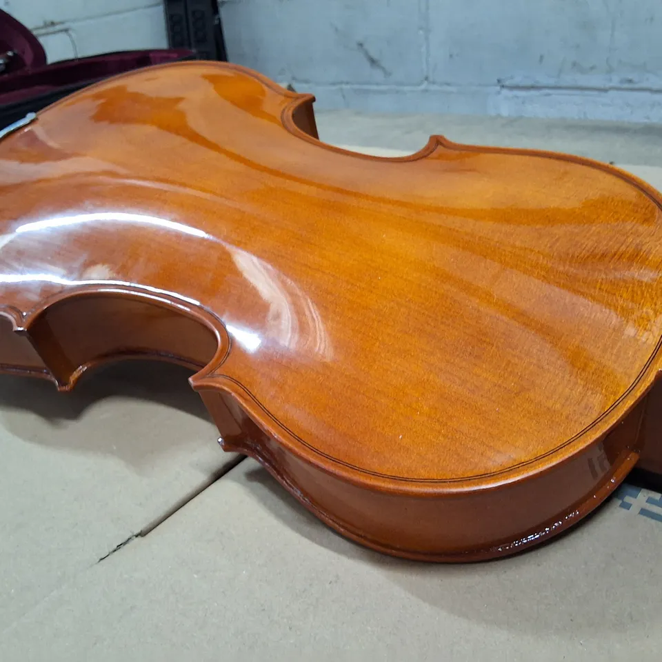 MENDINI BY CECILIO VIOLIN WITH BOW IN HARD CASE