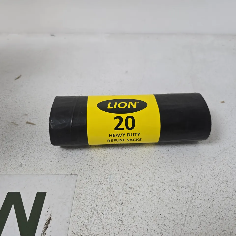 BOX OF APPROXIMATELY 9 X LIONS HEAVY DUTY REFUSE SACKS 20 PER ROLL