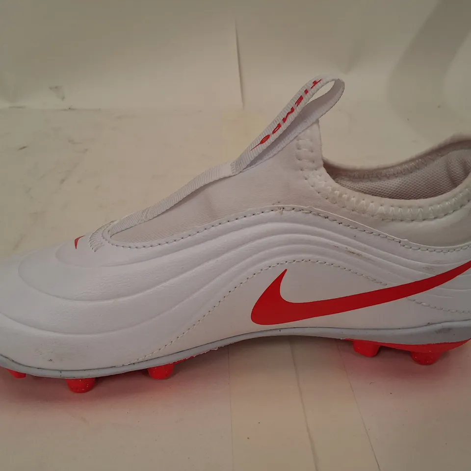 NIKE JUNIOR TIEMPO MAESTRO CLUB FLEX FG SOCCER CLEATS - UK 13
