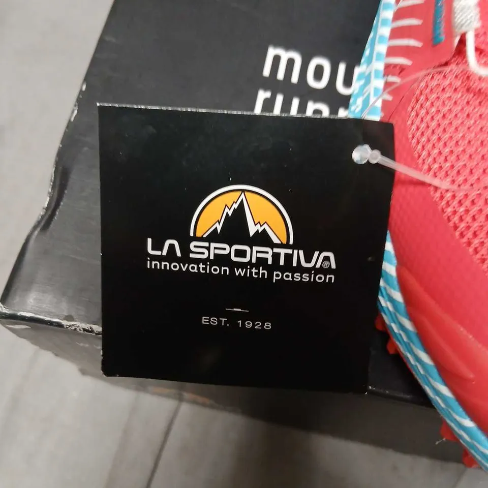 LA SPORTIVA CYKLON WMS WOMEN’S CYCLING SHOES – HIBISCUS/MALIBU BLUE, UK 5 (EU 38)