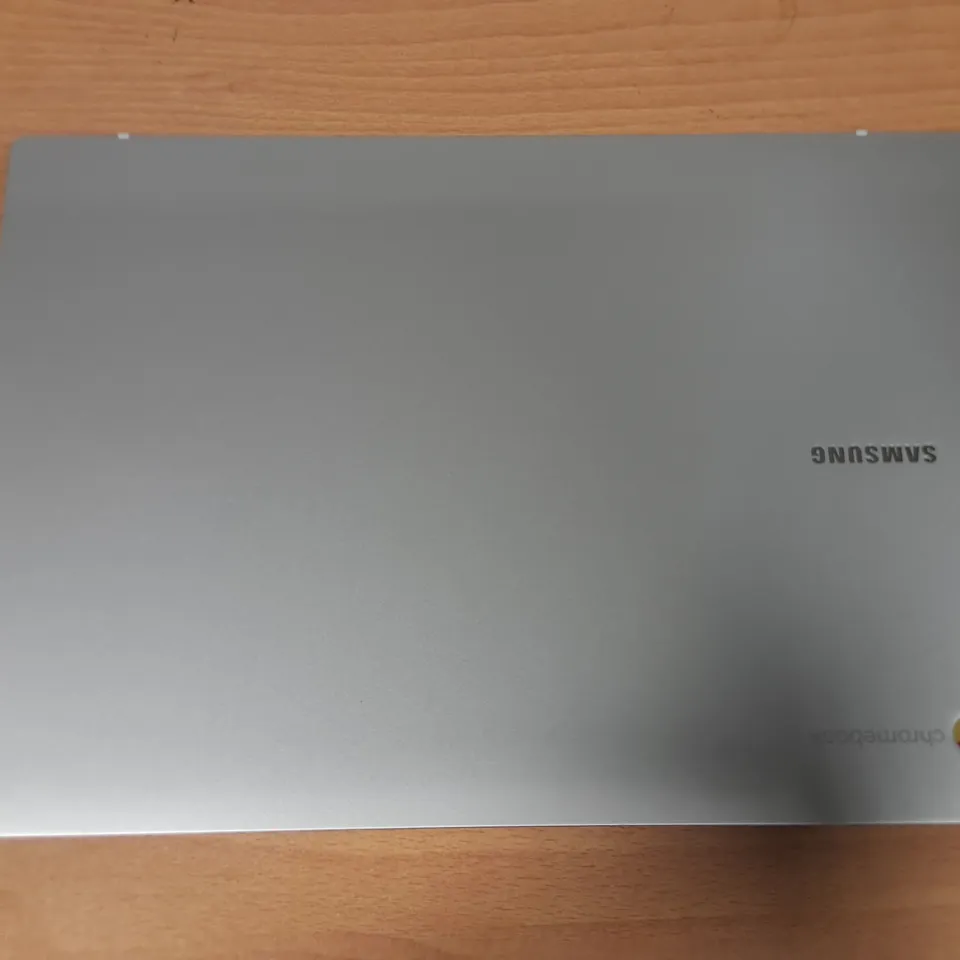 BOXED GALAXY CHROME BOOK GO INTEL CELERON LAPTOP IN SILVER - 345XDA-HA2