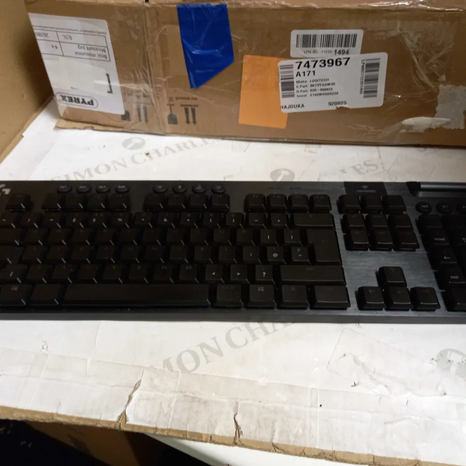 LOGITECH G915 LIGHTSPEED WIRELESS LIGHTSYNC RGB MECHANICAL GAMING KEYBOARD