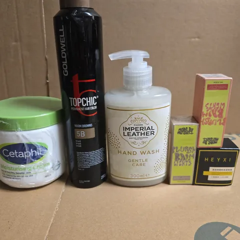 APPROXIMATELY 15 ASSORTED HEALTH & BEAUTY PRODUCTS TO INCLUDE MADE BY MITCHELL. IMPERIAL LEATHER AND HEYXI 