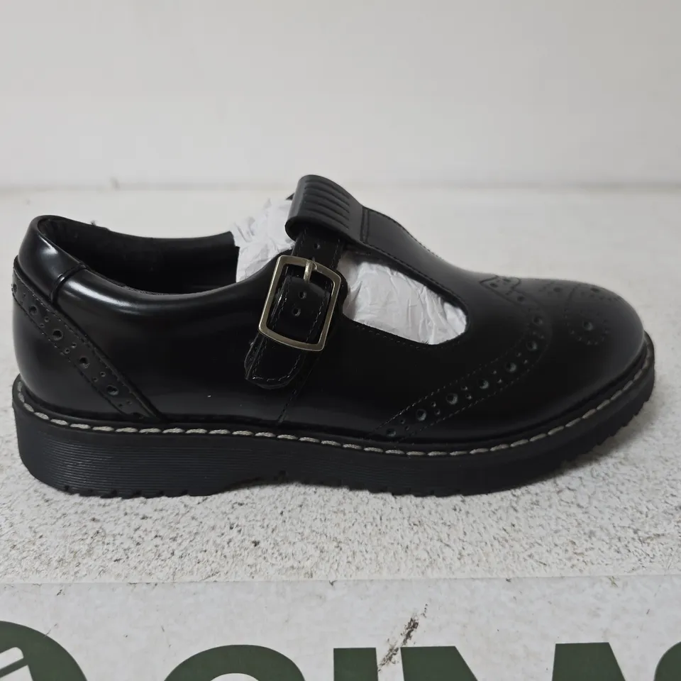 CHILDREN'S BLACK LEATHER MARY JANE SHOES WITH BUCKLE STRAP - SIZE 4M