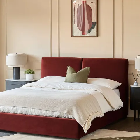 BOXED DANETTI LEONA TOFFEE RED VELVET SUPER KING SIZE OTTOMAN BED (3 BOXES)