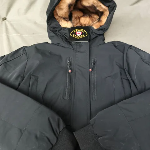 ZAVETTI CANADA CROPPED PUFFER JACKET – JET BLACK, SPLIT HOOD, FUR-LINED (SIZE S)