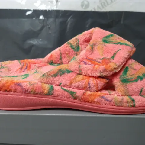VIONIC INDULGE RELAX SLIPPERS IN PINK FLORAL - UK 7
