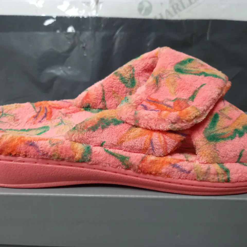 VIONIC INDULGE RELAX SLIPPERS IN PINK FLORAL - UK 7