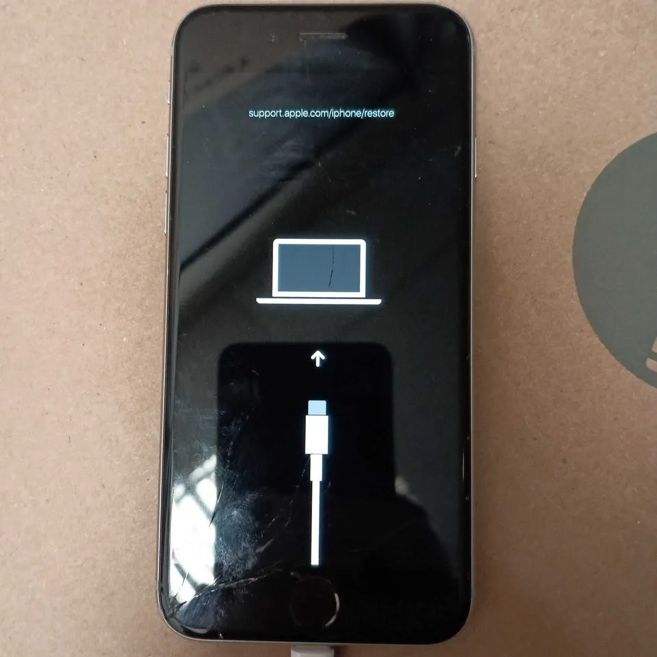 APPLE IPHONE 6s (A1688)