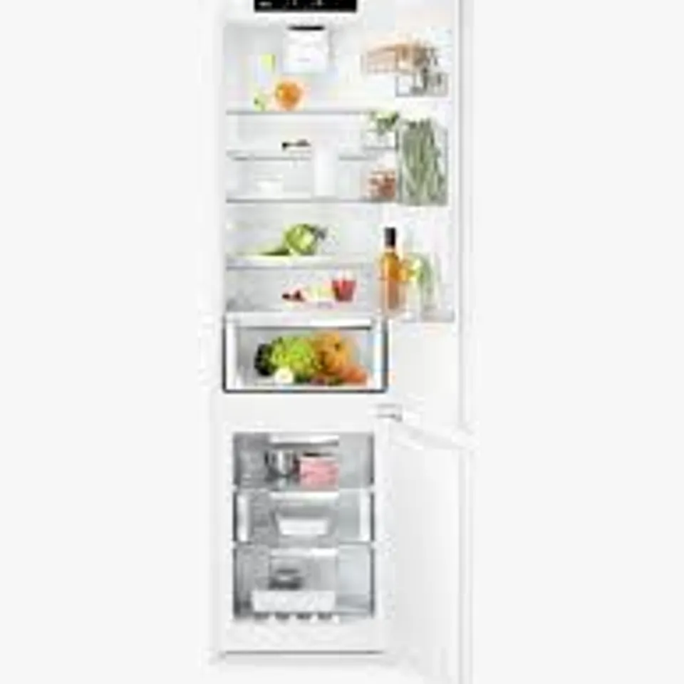 AEG INTEGRATED 70/30 FRIDGE FREEZER 207/60L Model SCE819E5TS RRP £975