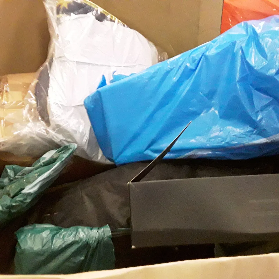 PALLET OF ASSORTED PRODUCTS INCLUDING MASTER CANOPY COMPACT CANOPY, AQUARIUM EXTENDABLE LED LIGHT, STRIDER KIDS BIKE, POP UP TENT