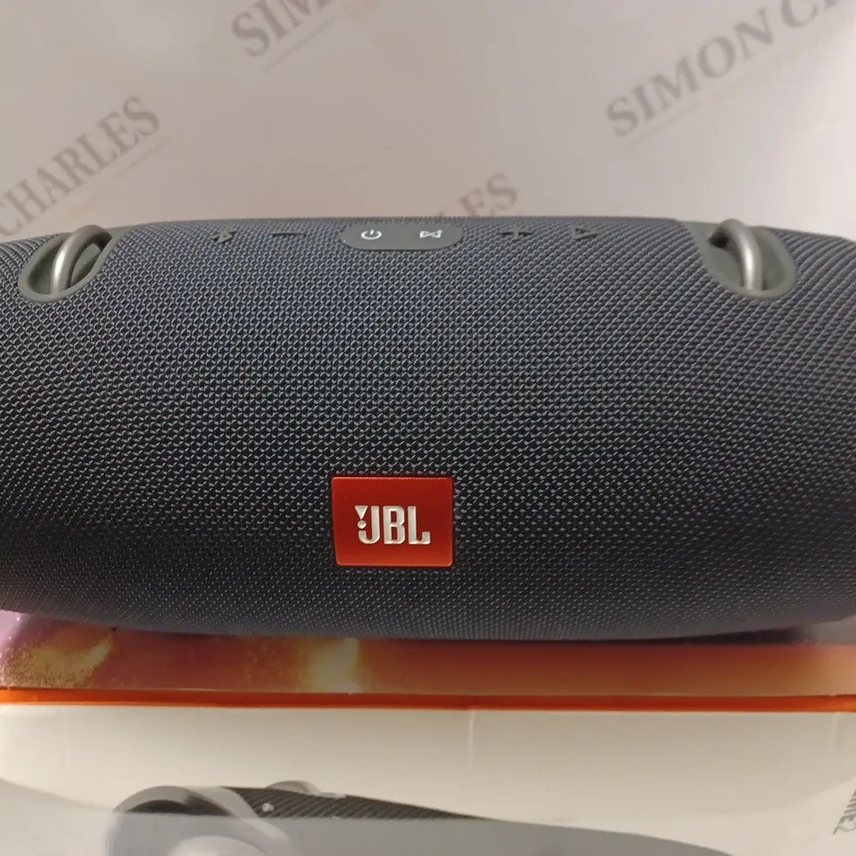 BOXED JBL XTREME2 BLUETOOTH SPEAKER