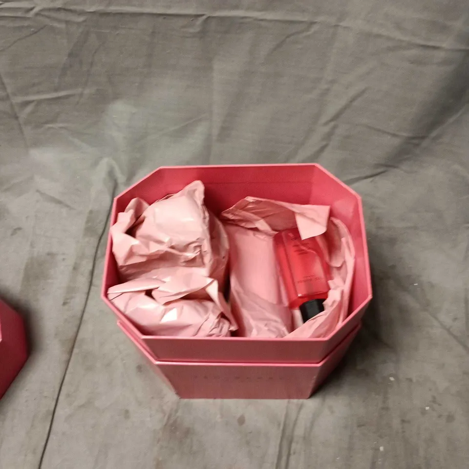 TED BAKER LONDON EVERYDAY MOMENTS COLLECTION. BOXED