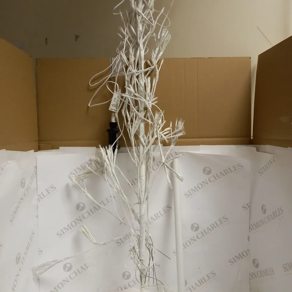 OUTDOOR/INDOOR STARBURST TWIG 5 FT CHRISTMAS TREE - COLLECTION ONLY  RRP £54.99
