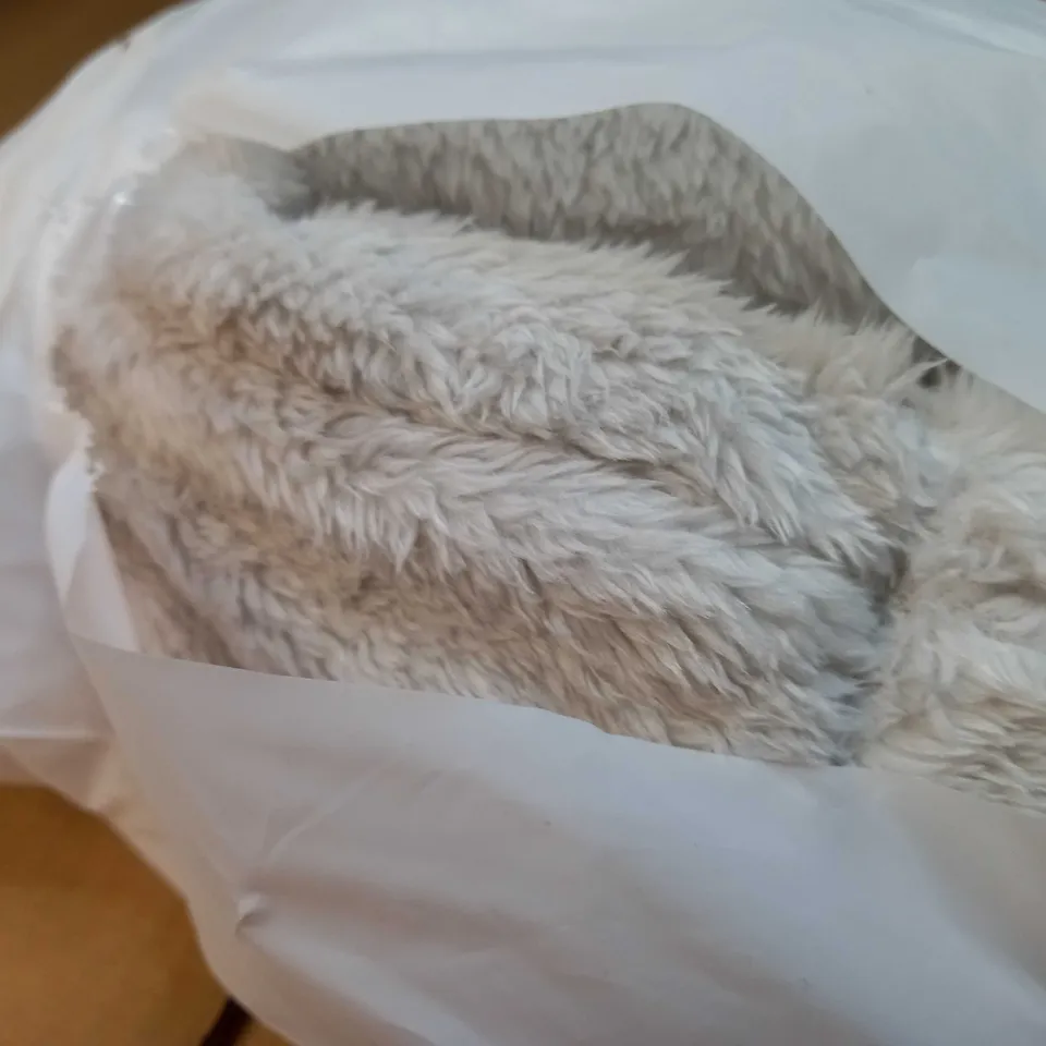 PACKAGED LOUNGE GREY CROPPED TEDDY HOODIE - SMALL