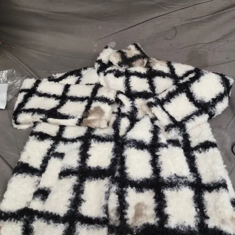 URBAN BLISS WOMEN'S FAUX FUR COAT – BLACK & WHITE CHECK, UK 12