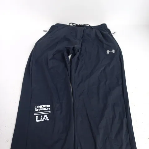 UNDER ARMOUR MEN'S NAVY TRACK PANTS – UK 2XL