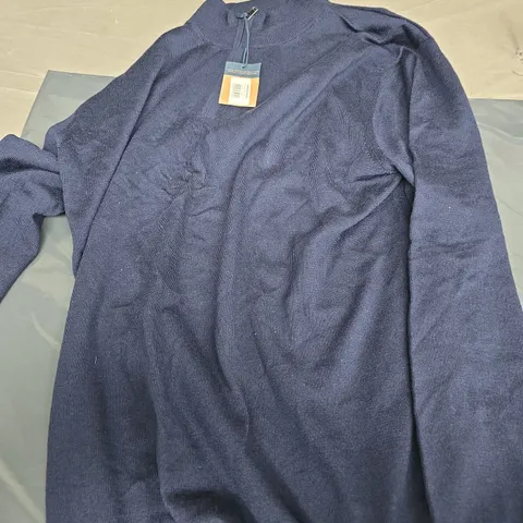 CHARLES TYRWHITT MERINO JUMPER IN BLUE 