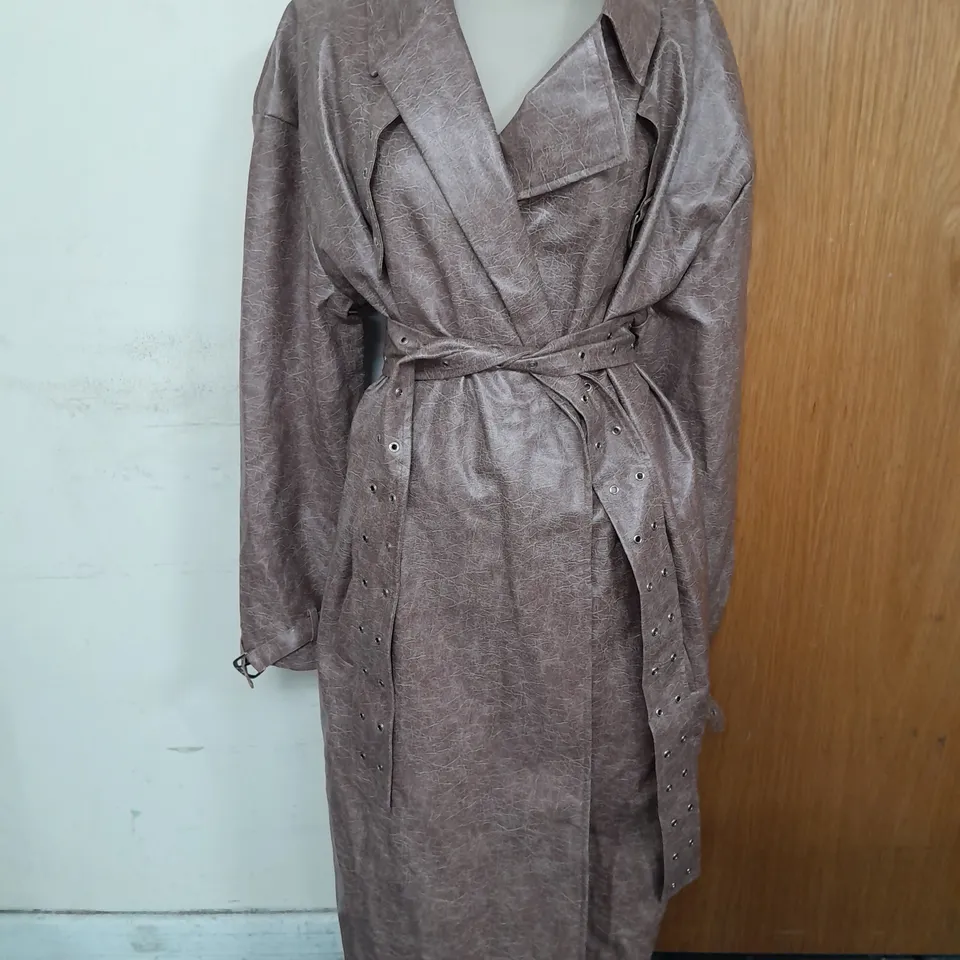 PRETTYLITTLETHING DISTRESSED FAUX LEATHER EYELET BELTED TRENCH COAT IN BROWN SIZE 16