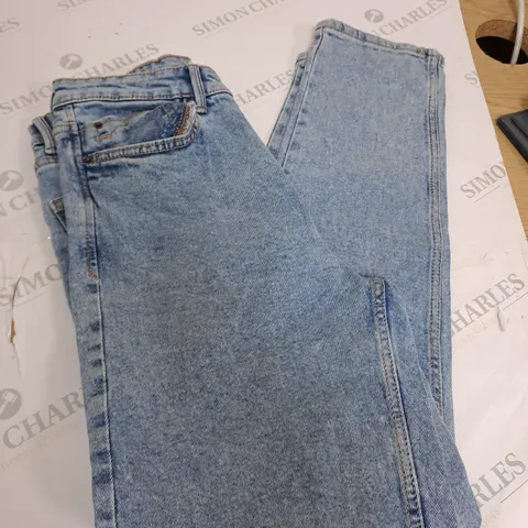 STRADIVARUS DENIM JEANS SIZE SIZE 40