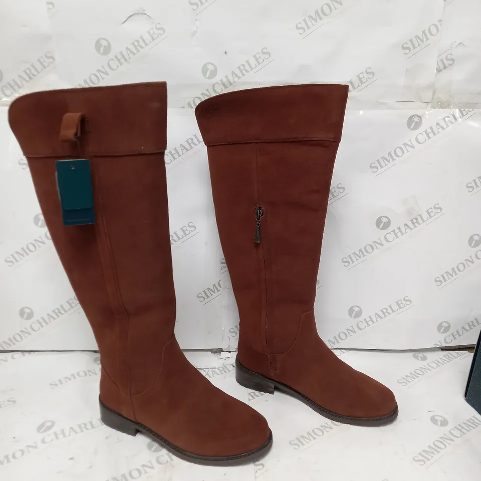 EMU AUSTRALIA HERVEY KNEE HIGH BOOT TAWNY SIZE 5 - BOXED 
