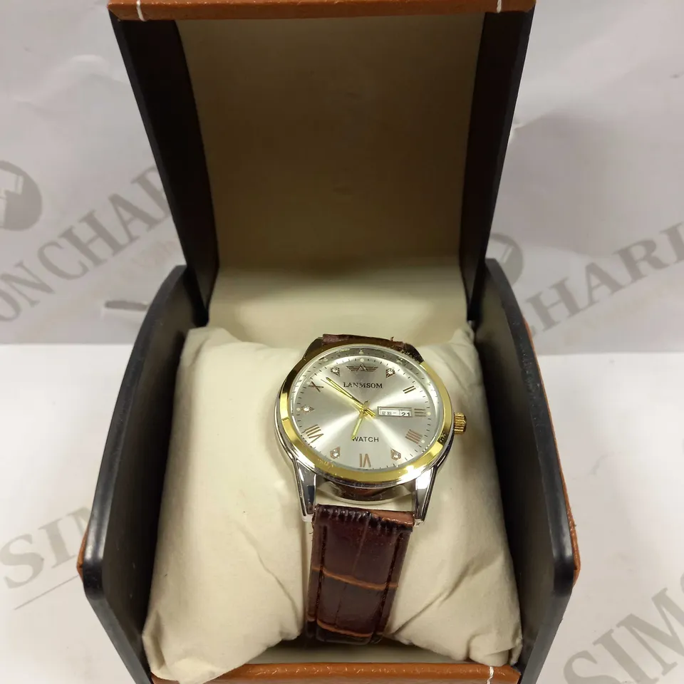 LANMSOM MENS QUARTZ WATCH & DISPLAY CASE