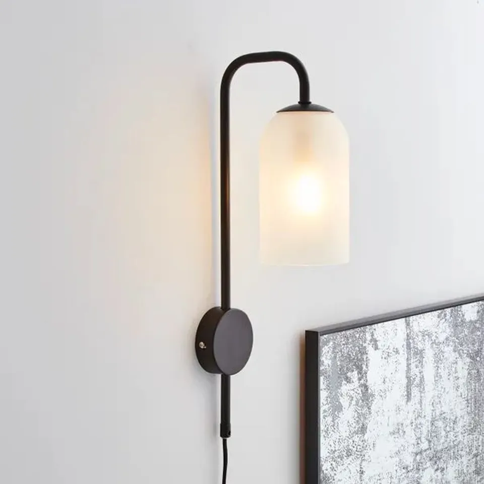 BOXED PALAZZO PLUG IN WALL LIGHT - BLACK