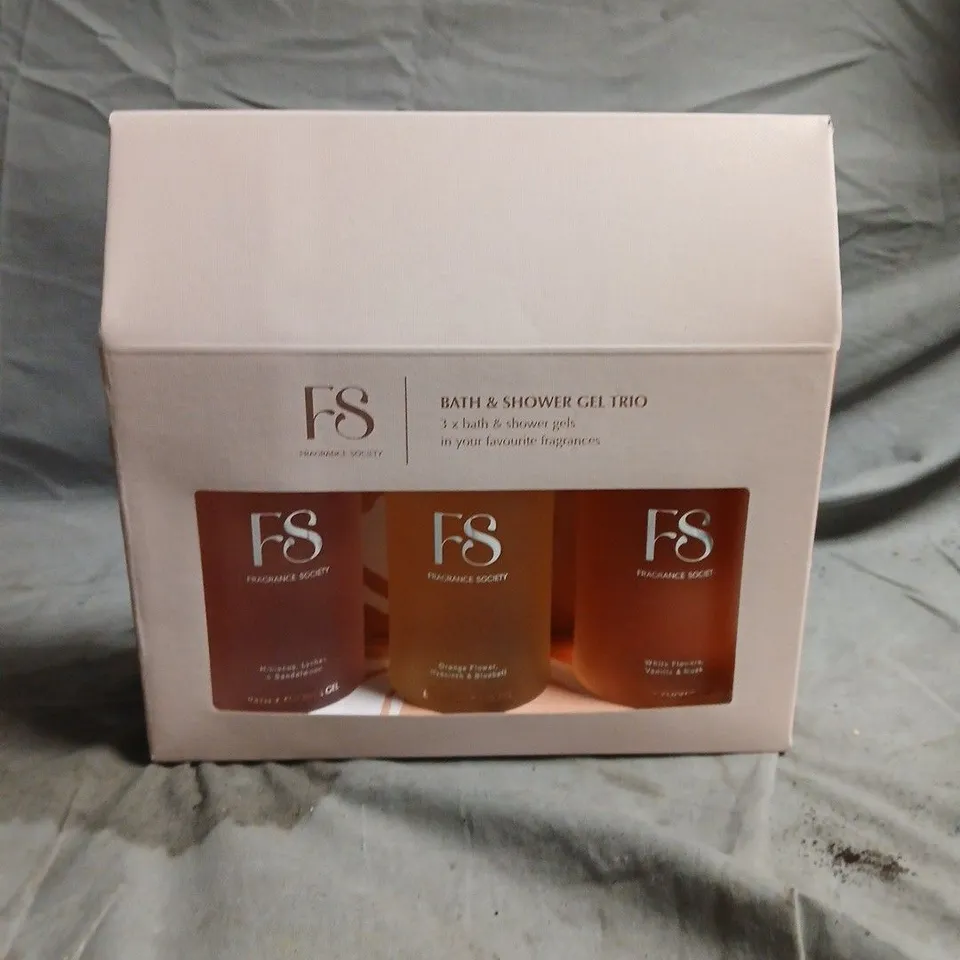 FS FRAGRANCE SOCIETY BATH & SHOWER GEL TRIO