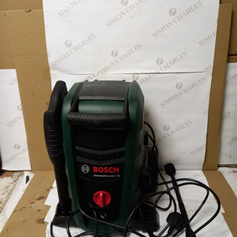BOSCH UNIVERSAL AQUATAK 135 PRESSURE WASHER